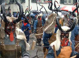 Le carnaval d'Einsiedeln. Les masques